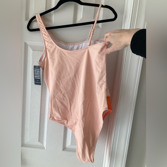 Blooming Jelly Swimsuit Pink (Peach) and Orange XL 12 - Picture 3 of 7